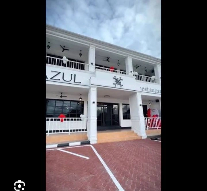 Azul Restaurant